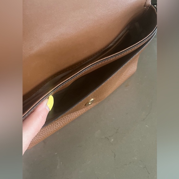 Michael Kors purse like brand new. Used once - Picture 13 of 13